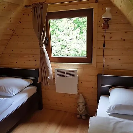 Alojamento de Turismo Selvagem Pod Sniezka 1 *